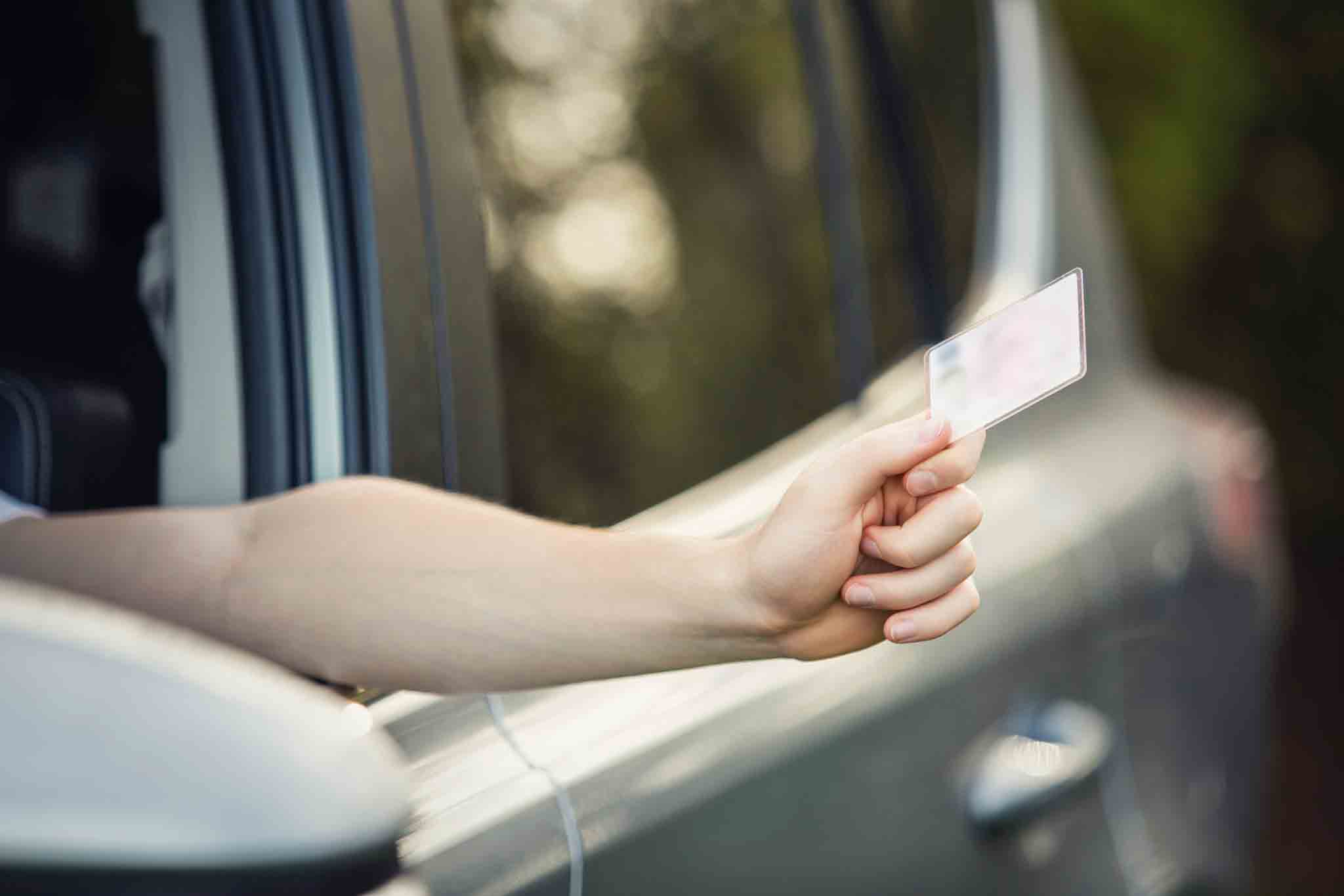 A drink and a pair of car keys from a DUI case - contact Branson West Law today for an expert DUI defense attorney in Utah.